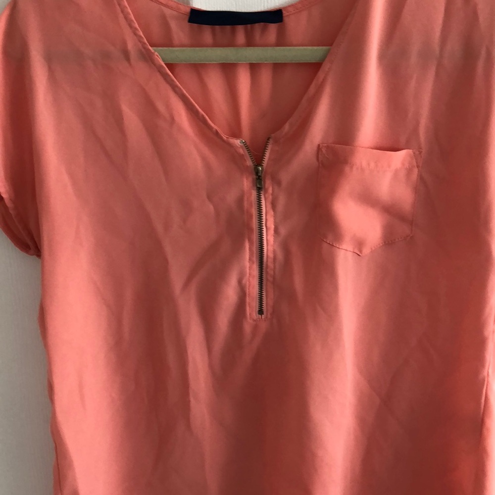 Blouse - Picture 2 of 3